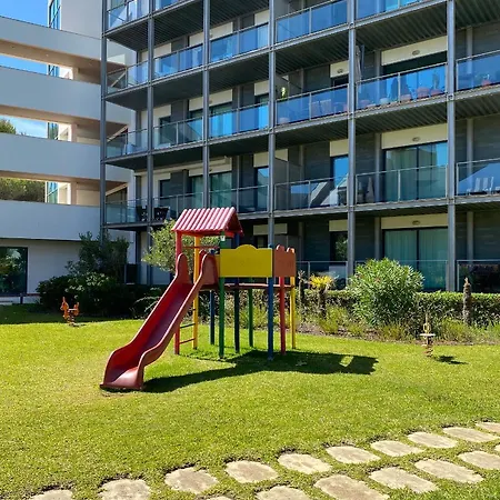 Golf Club Ii - *